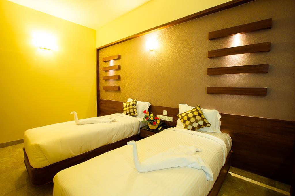 Hotel Radha Prasad Erode Quarto foto